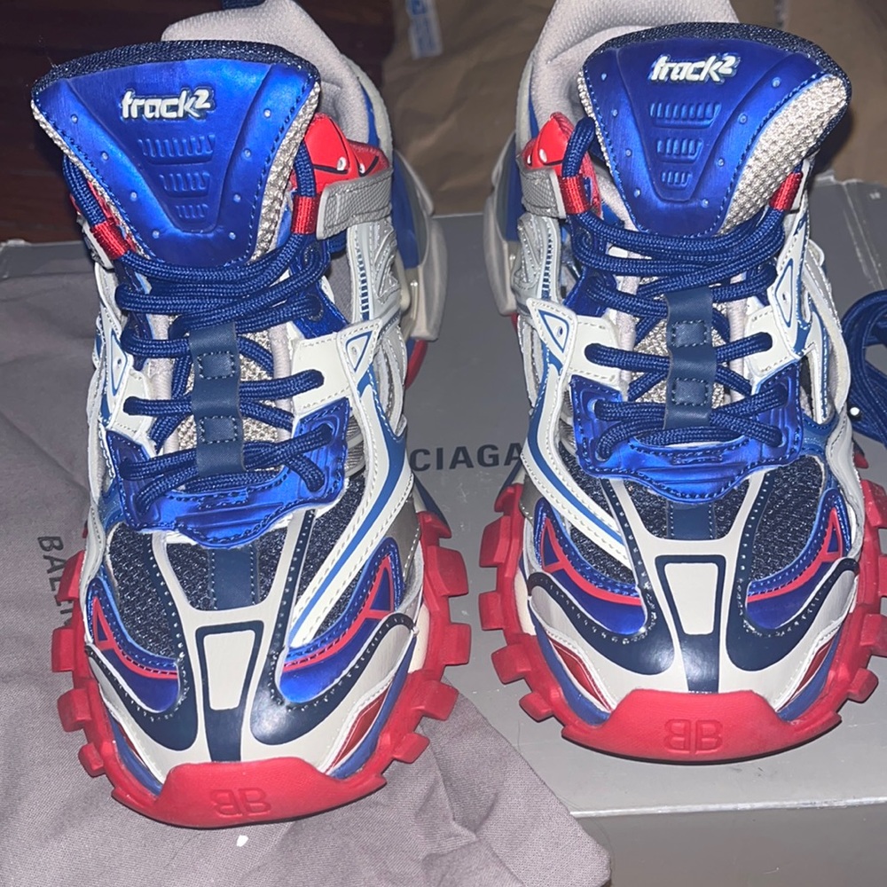 Balenciaga track 2 woman size 9 , 39